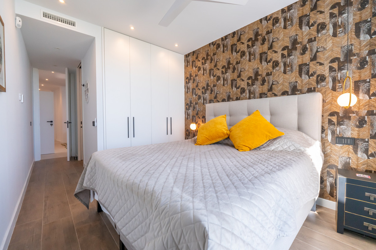 25d20fb93ca76fa527192945a76f7c41 - 20