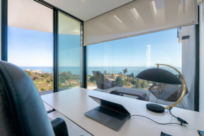 25d20fb93ca76fa527192945a76f7c41 - 39