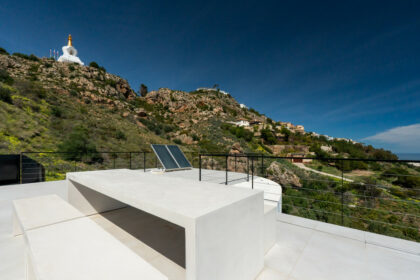 25d20fb93ca76fa527192945a76f7c41 - 46