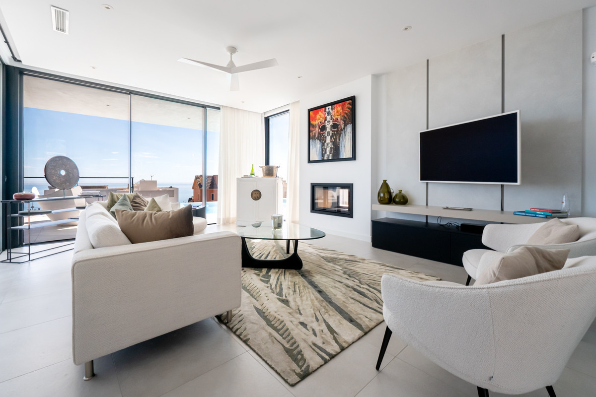 25d20fb93ca76fa527192945a76f7c41 - 6