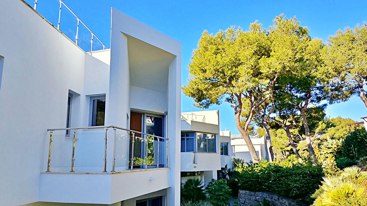 26872e3985fc6f09c3cb18274429f8a2 - 36