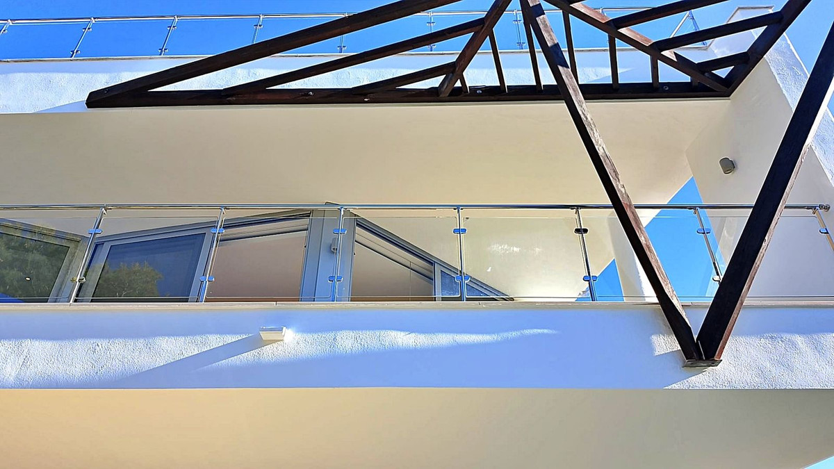 26872e3985fc6f09c3cb18274429f8a2 - 40