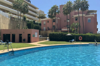 26c090ee7730e2a109b00f2c048acc8b - 1