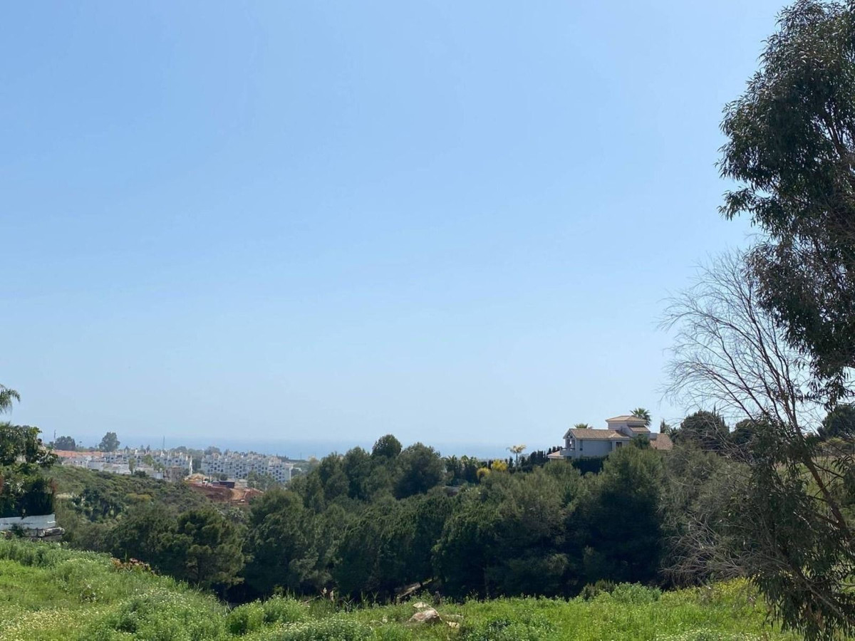 2796f8a1566b3ff137a6fd9c73dde349 - 13