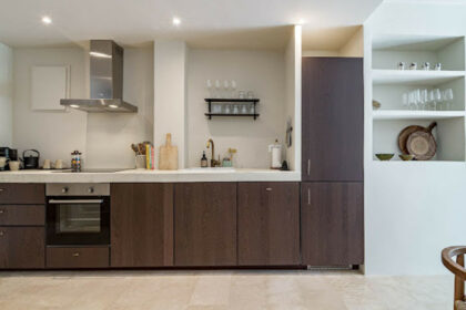 27e3cc0e8677232f0137e4ef464259dc - 11