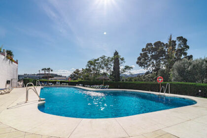 27e3cc0e8677232f0137e4ef464259dc - 27