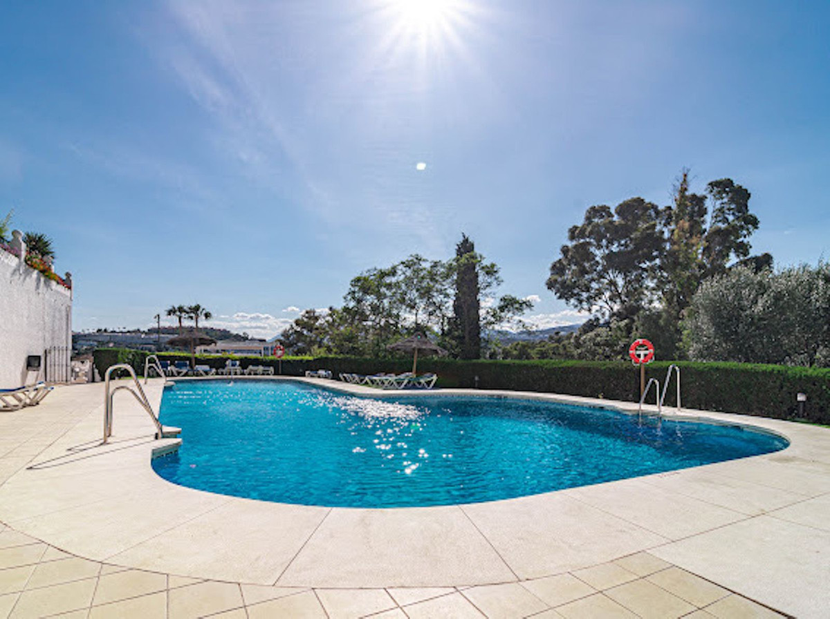 27e3cc0e8677232f0137e4ef464259dc - 27