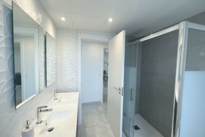 27ff4133ced48342cab86139b8d55431 - 24