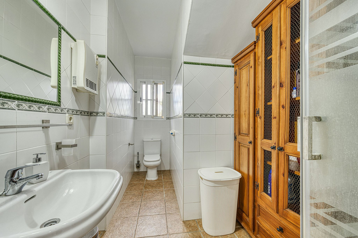 2879f8f599d099a0dabc51fc09266061 - 28