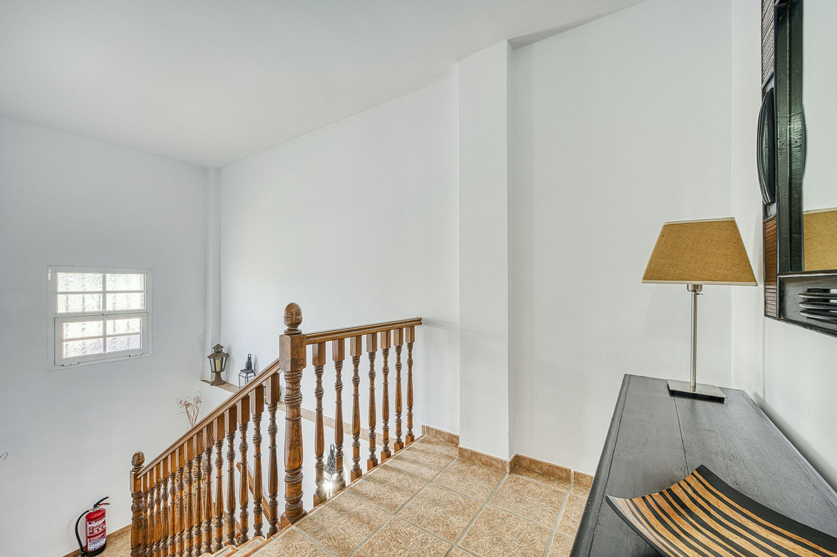 2879f8f599d099a0dabc51fc09266061 - 29