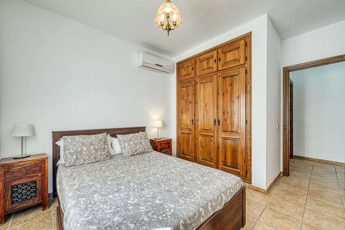 2879f8f599d099a0dabc51fc09266061 - 30