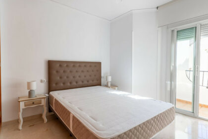 288663fa9c43241494c0bdb9ffe95e3a - 15