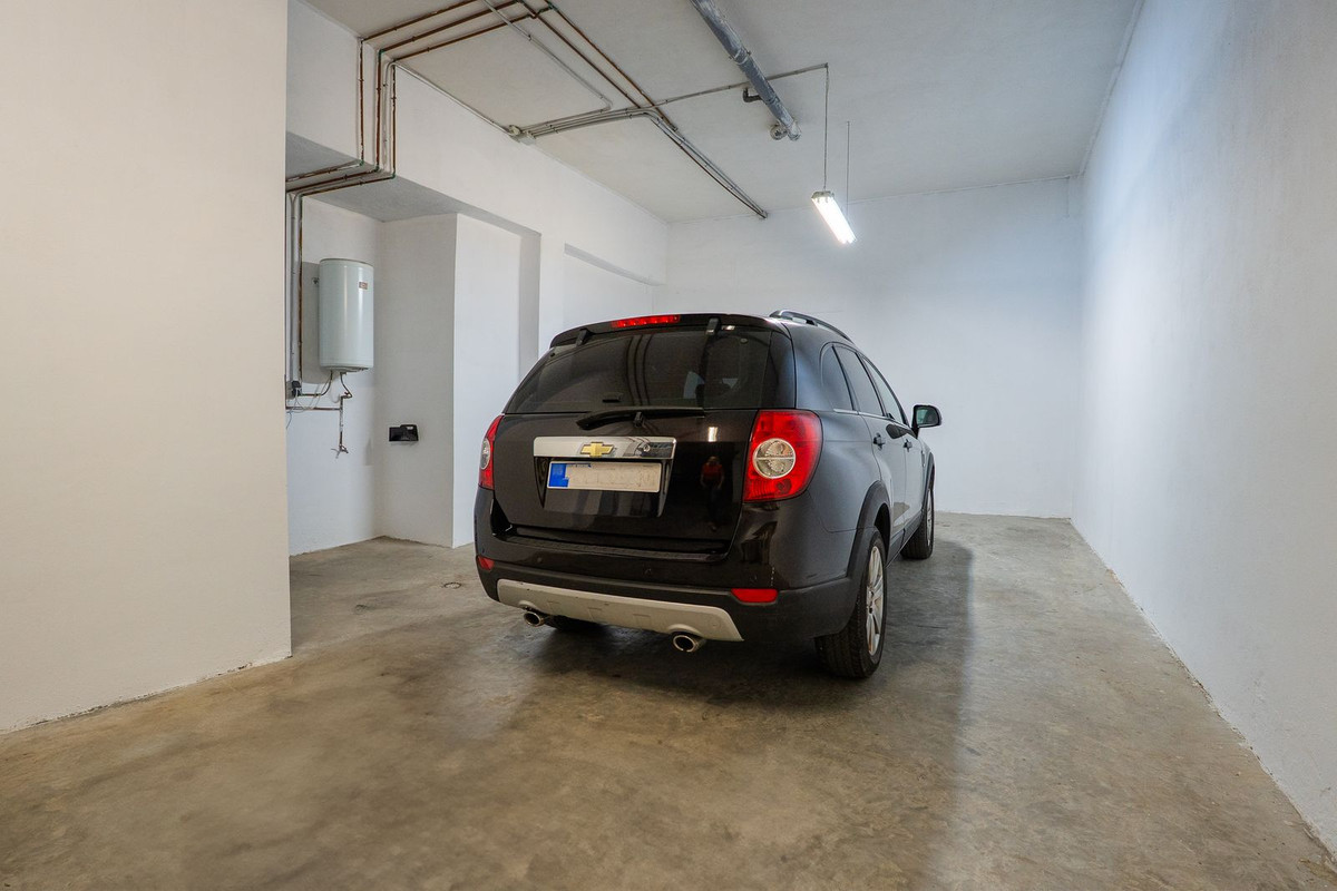 288663fa9c43241494c0bdb9ffe95e3a - 33