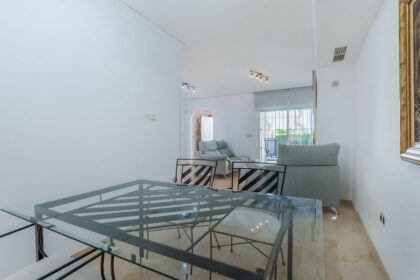 288663fa9c43241494c0bdb9ffe95e3a - 8