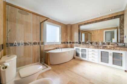 28cbed287ab5d8c95b6b6dce8797fce0 - 36