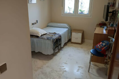 2929a05d00a7435259ee79fbdafa1ef2 - 12