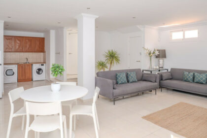 293d9739926a85cac21b6f510aeac89e - 13