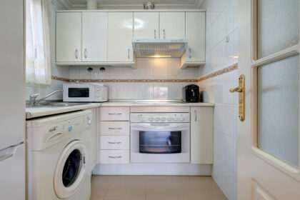 2952b2a380a966f9a241fd63175d5cec - 14