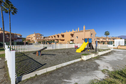 2952b2a380a966f9a241fd63175d5cec - 18