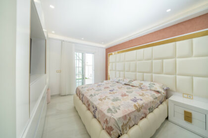 2978f3b2857f0b5a7f20eef5695c6ddd - 12