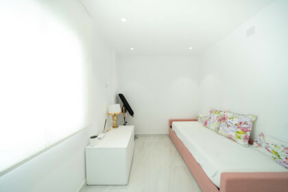 2978f3b2857f0b5a7f20eef5695c6ddd - 18