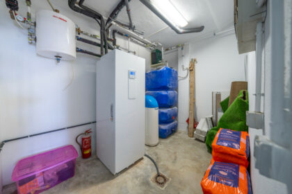 2978f3b2857f0b5a7f20eef5695c6ddd - 28