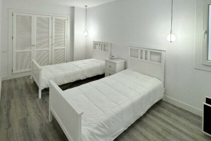 29b6f7ba139f14b8e149bbda86e64a43 - 35