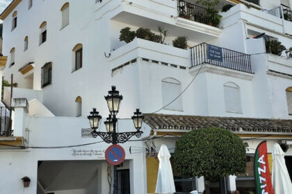 29b6f7ba139f14b8e149bbda86e64a43 - 40