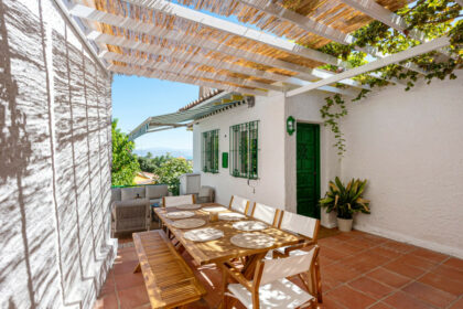 2a2fd3f68f0624d50a1de7b866d0166a - 16