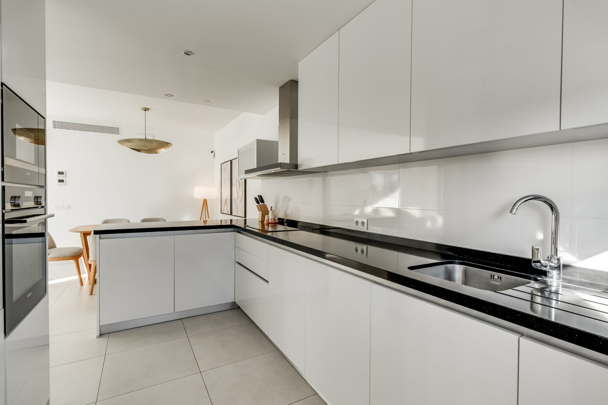 2a7795da32859c3874cd8eda0708482d - 10