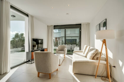 2a7795da32859c3874cd8eda0708482d - 6