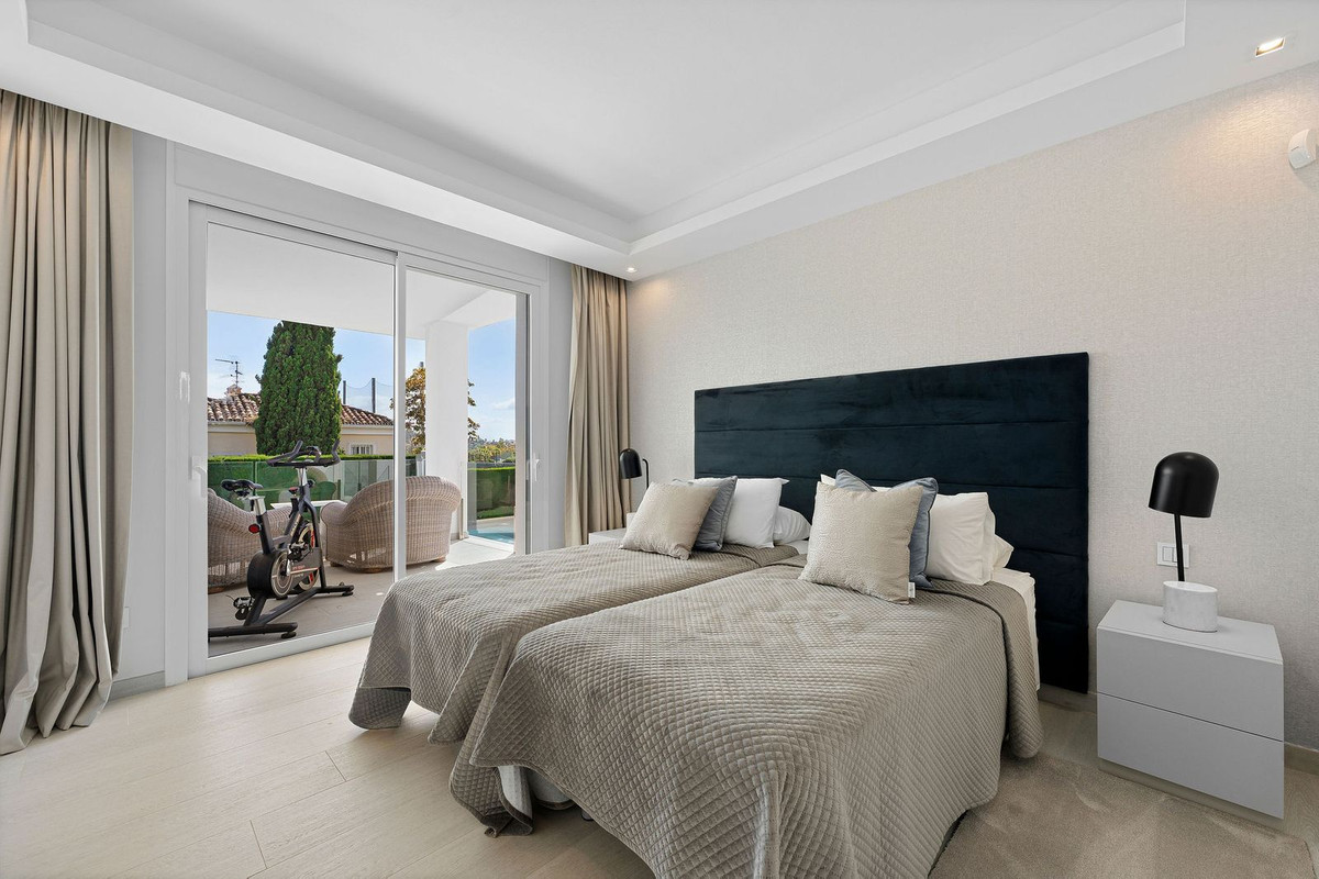 2a83d761baa6d5b1826e6469f548b15c - 13