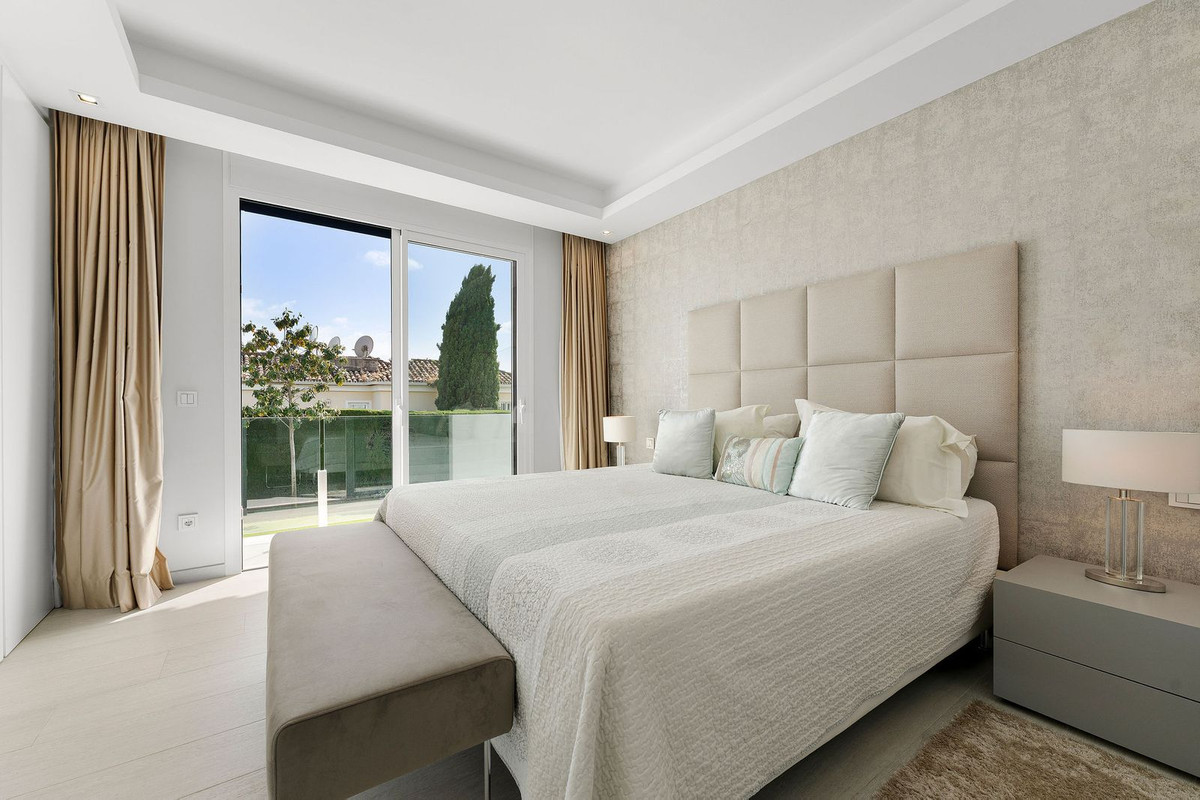 2a83d761baa6d5b1826e6469f548b15c - 16