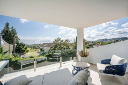 2a83d761baa6d5b1826e6469f548b15c - 19