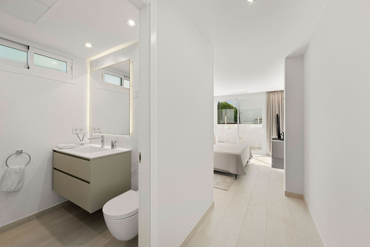 2a83d761baa6d5b1826e6469f548b15c - 21