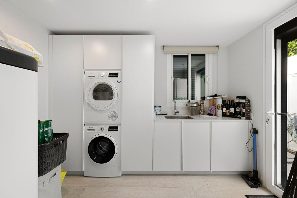 2a83d761baa6d5b1826e6469f548b15c - 27