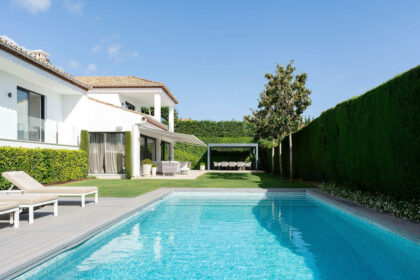 2a83d761baa6d5b1826e6469f548b15c - 28