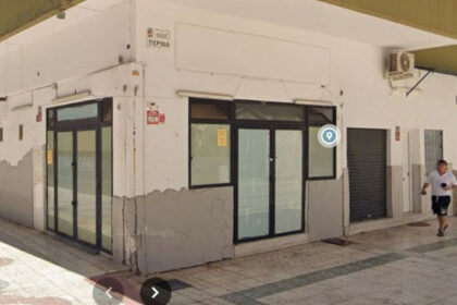 2a8c0c21d8212a4eea85c8ebd0d2964d - 4