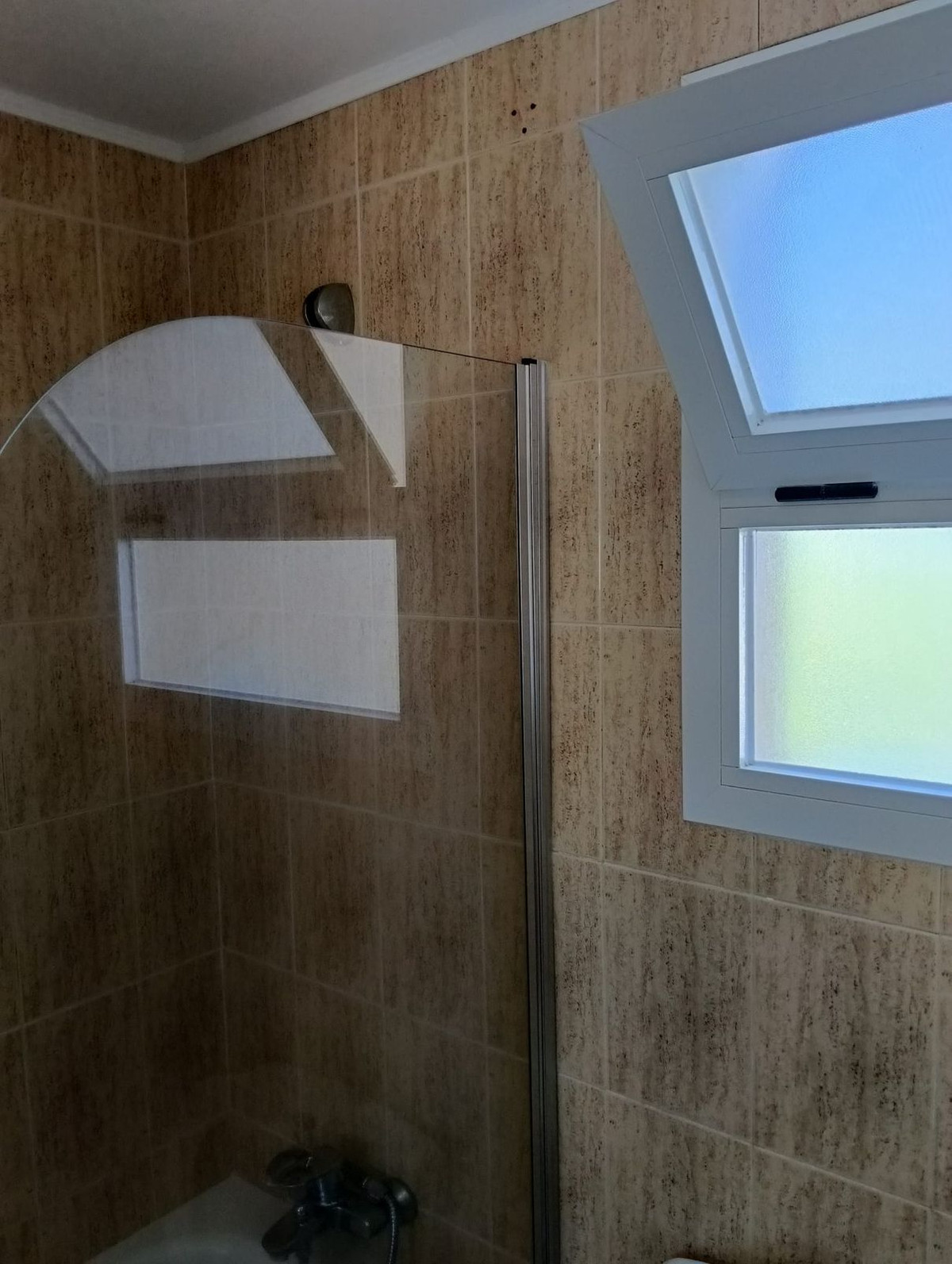 2a9cb2637db43ea64015c375cff16c85 - 12