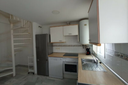 2abc6b9fcf8051c6b41a0a4b41dac306 - 12