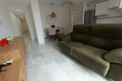 2abc6b9fcf8051c6b41a0a4b41dac306 - 14