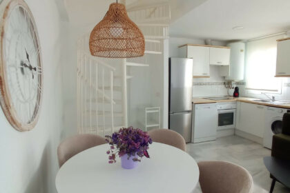 2abc6b9fcf8051c6b41a0a4b41dac306 - 16