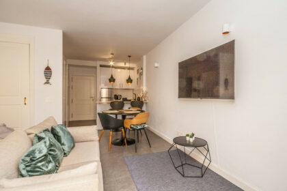 2ada78c02573474cffd44eaad5d4166f - 9