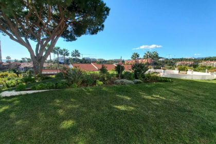 2b0b5c783bd788e8859500699a4d8a2f - 15