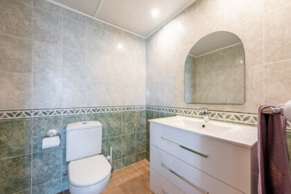 2bbf481c7f309317a4364b8e449b83b7 - 17