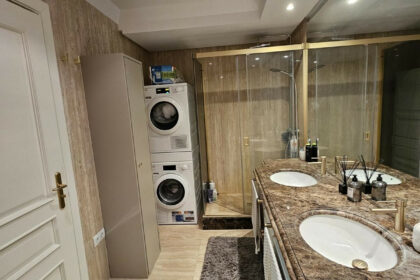 2be92d87b1ac94603c66bbac397d0998 - 10