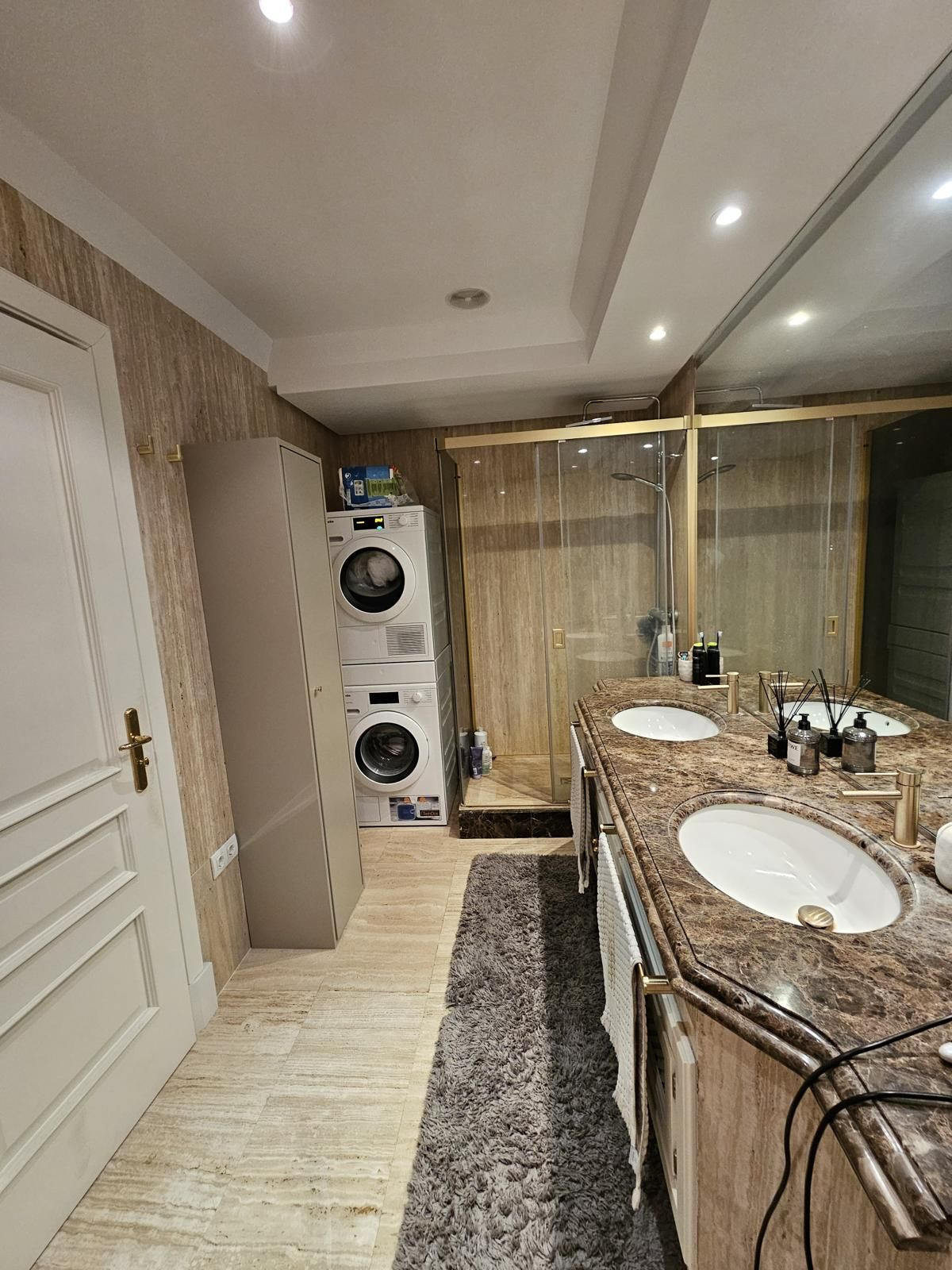 2be92d87b1ac94603c66bbac397d0998 - 10