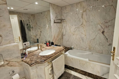 2be92d87b1ac94603c66bbac397d0998 - 24