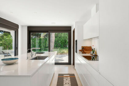 2c0ba4bdf80e970a2778dfc7e057542e - 11