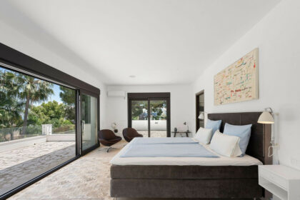 2c0ba4bdf80e970a2778dfc7e057542e - 15